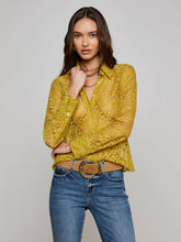 Maia Floral Lace Blouse in Ceylon Yellow Lace | L'AGENCE online