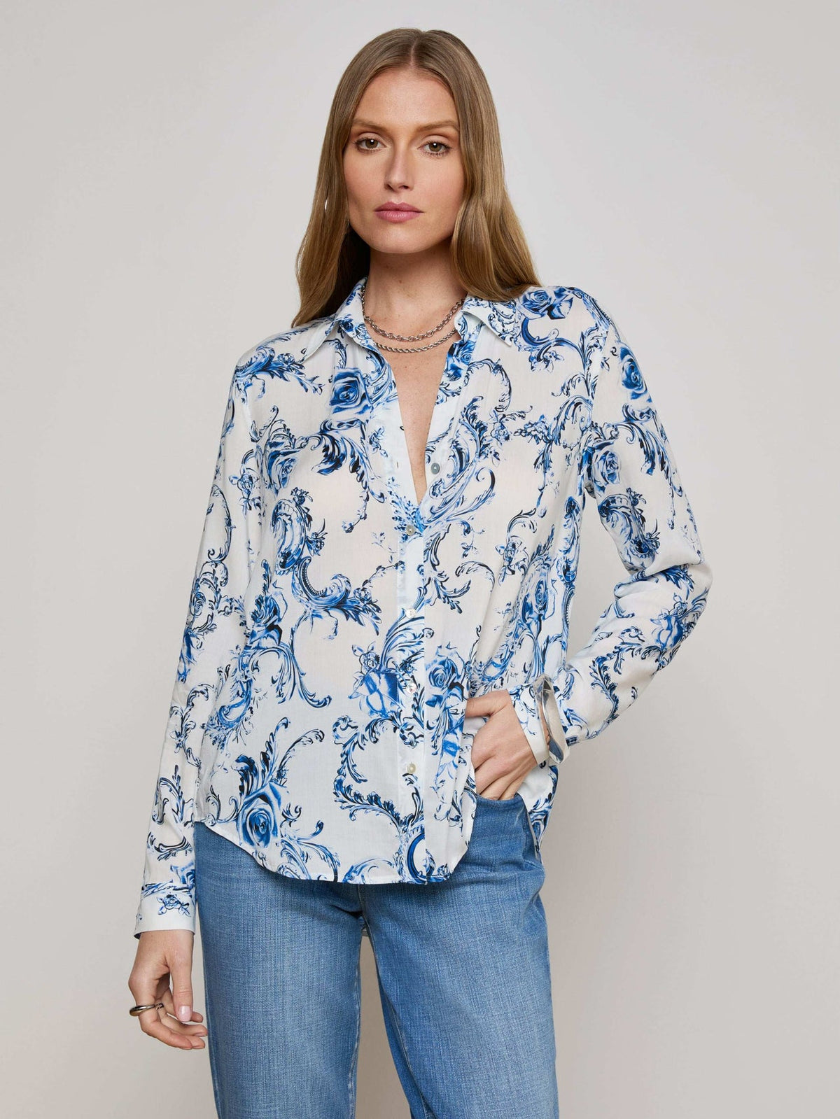 Holly Blouse in White/Blue Baroque Swirl | L'AGENCE discount