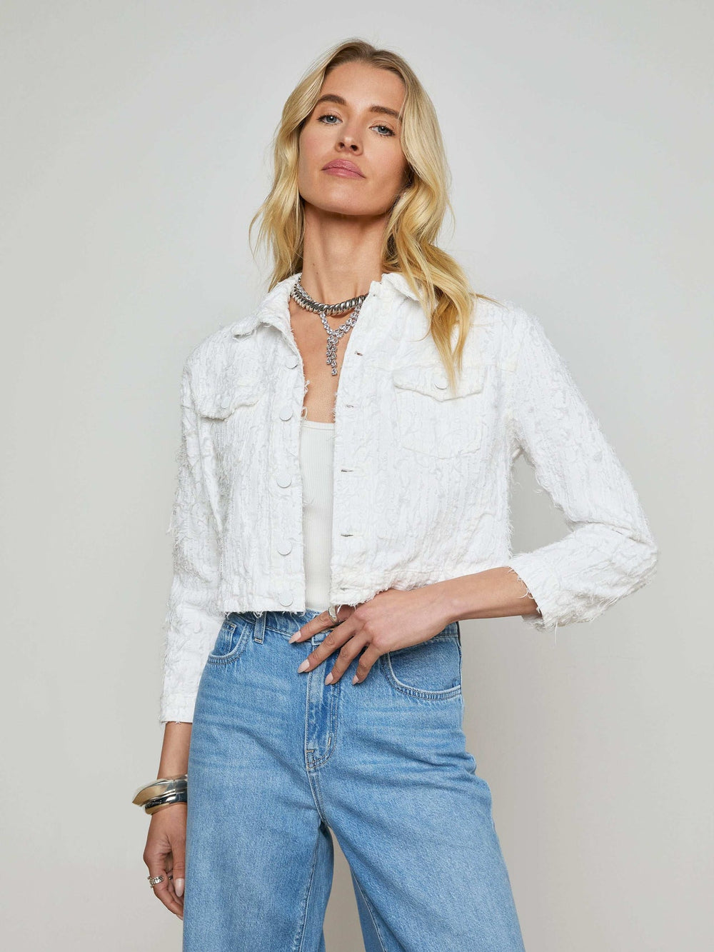 Koda Cropped Jean Jacket in Textile Blanc | L'AGENCE for sale
