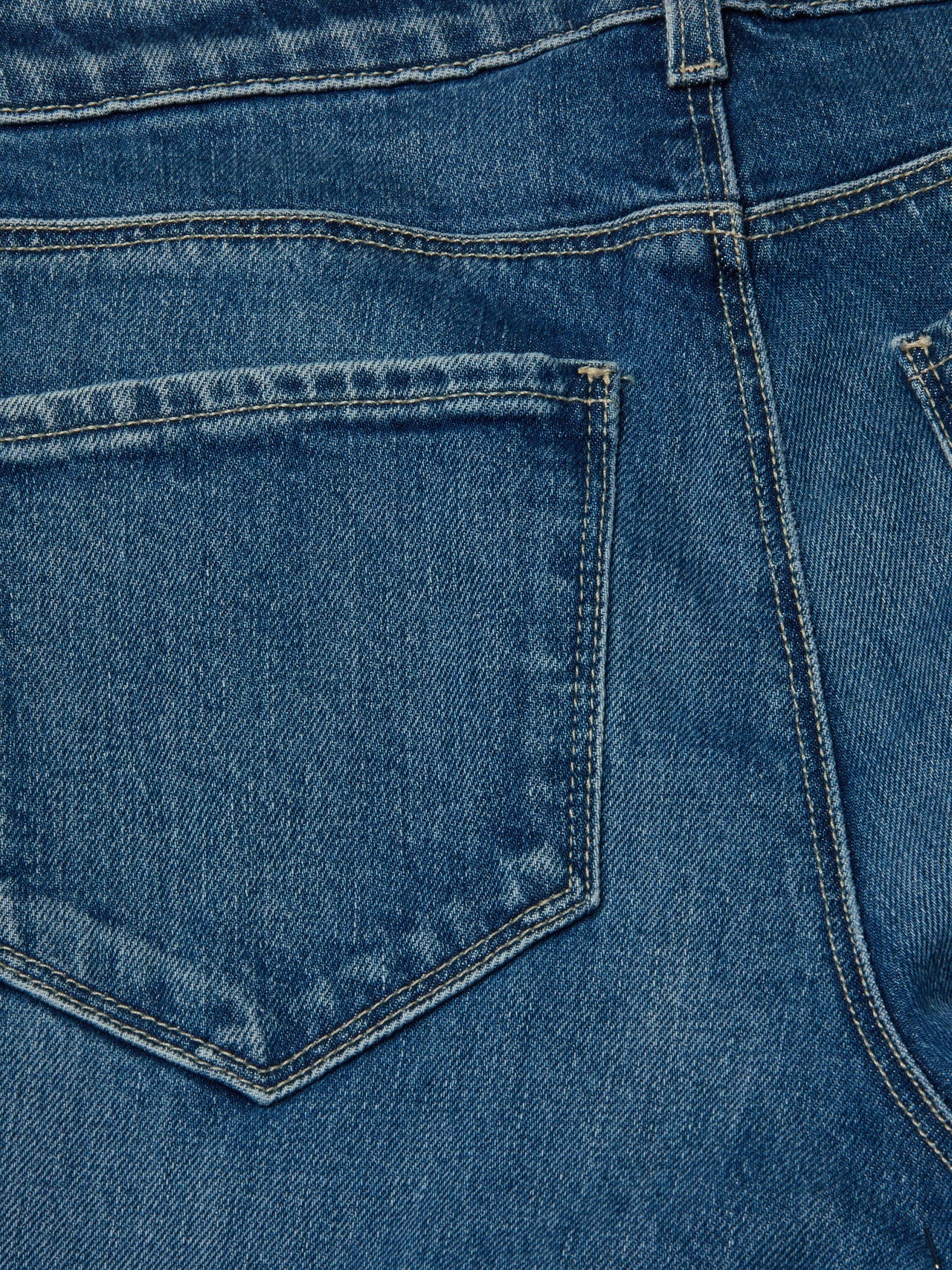 Cara Low-Rise Bootcut Jean in Bari | L'AGENCE sale