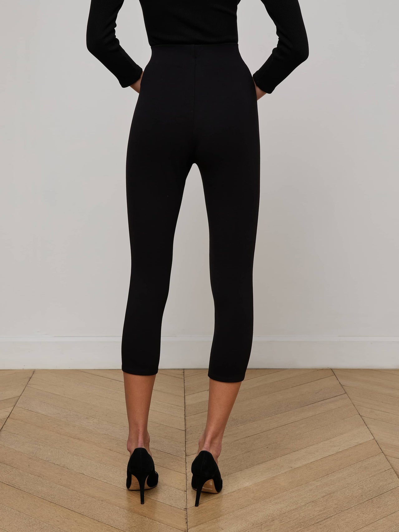 Dee Capri Pant in Black | L'AGENCE near me