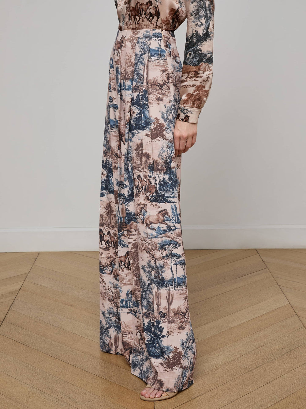Nova Pleated Wide-Leg Pant in Tan Multi Western Toile | L'AGENCE discount