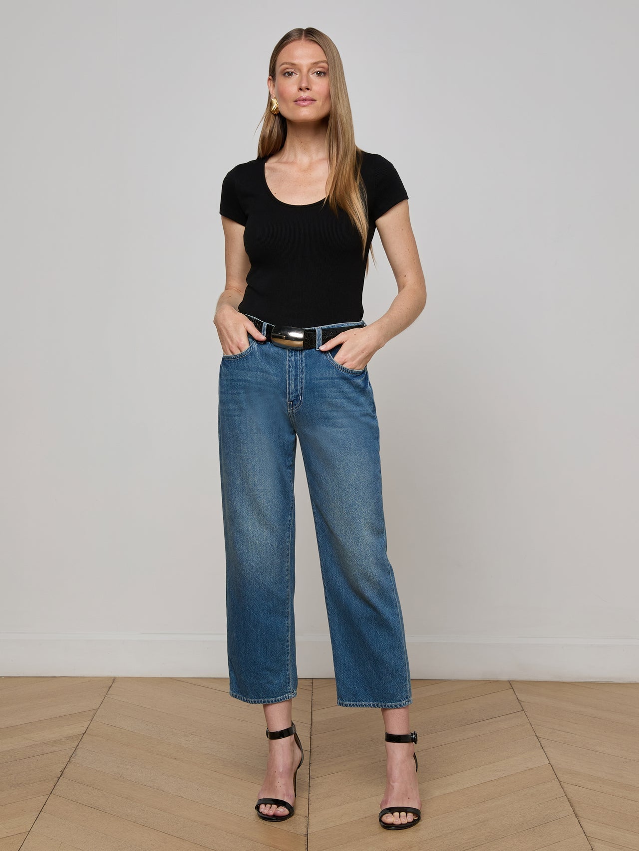 Brynlee Scoopneck Tee in Black | L'AGENCE US