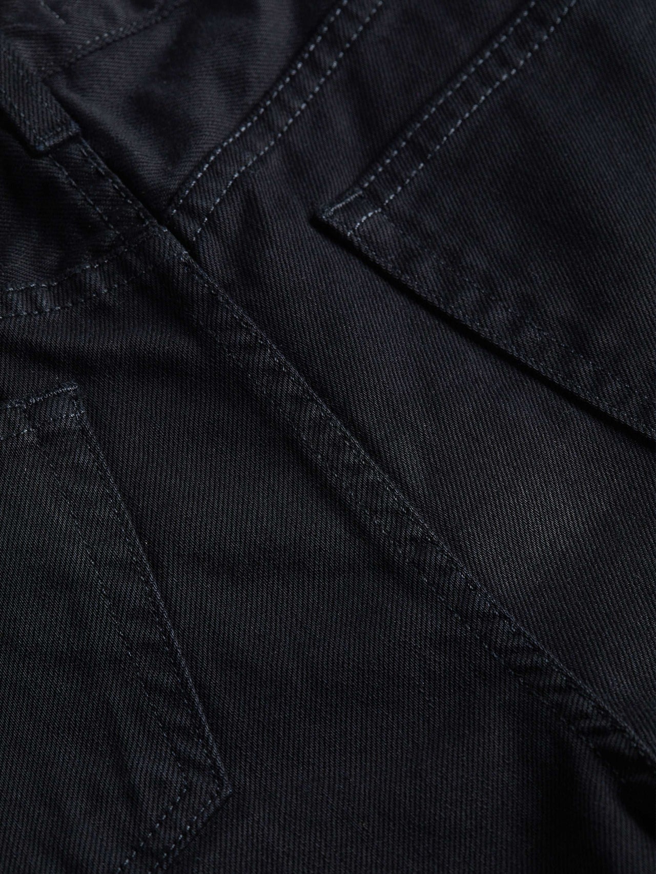 Clark High-Rise Distressed Jean Short in Noir Desctruct | L'AGENCE Women