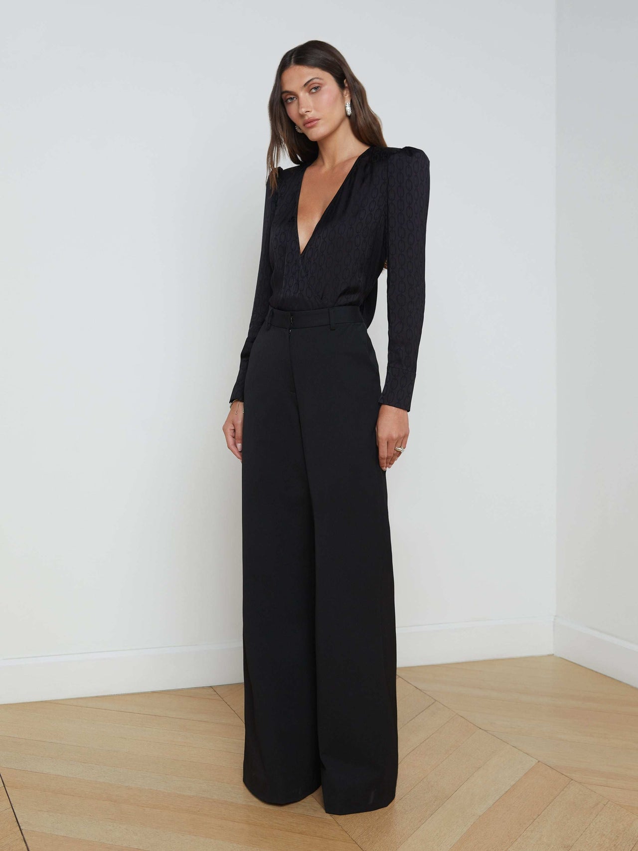 Pilar Wide-Leg Pant in Classic Black | L'AGENCE discount