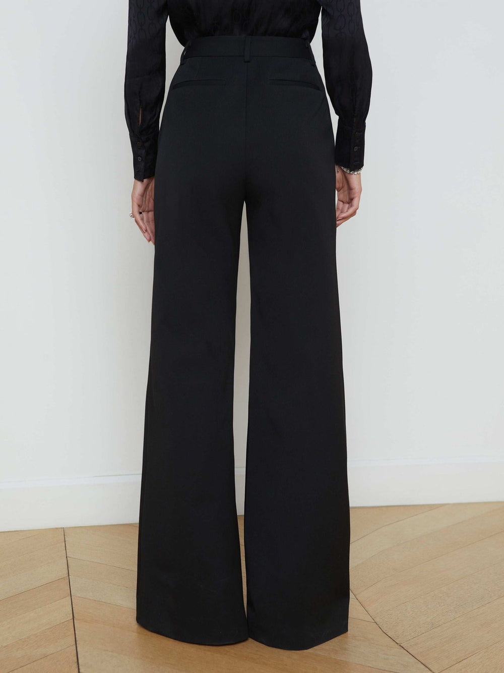 Pilar Wide-Leg Pant in Classic Black | L'AGENCE discount