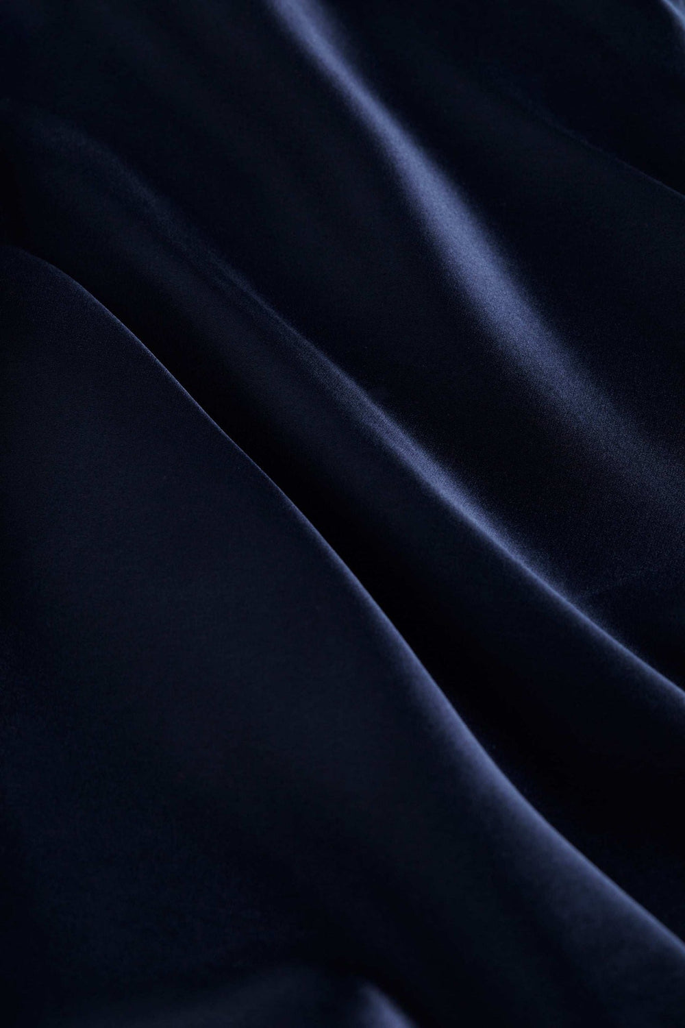 Lexi Silk Camisole in Midnight | L'AGENCE US
