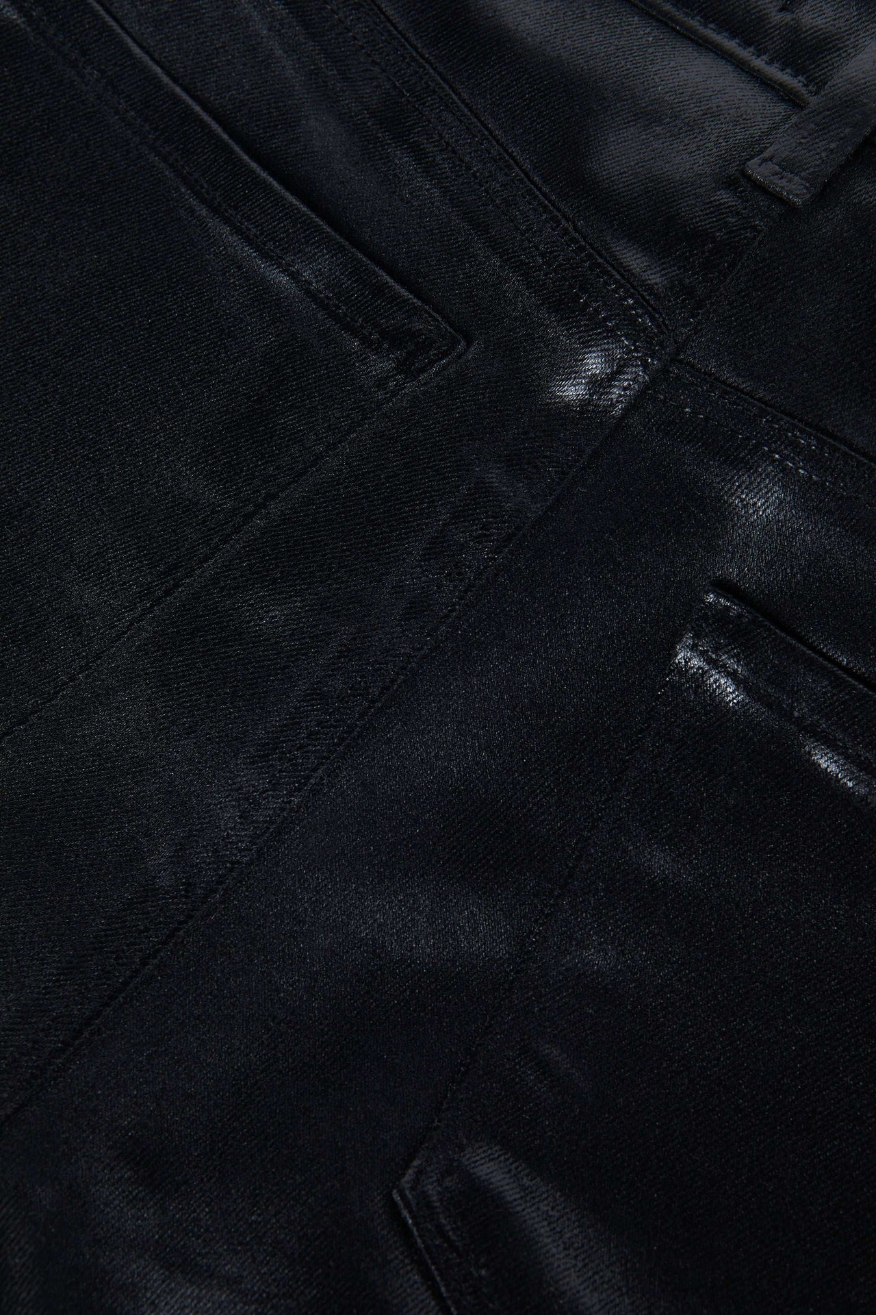 Sneeki Coated Straight-Leg Jean in Noir Coated | L'AGENCE Women
