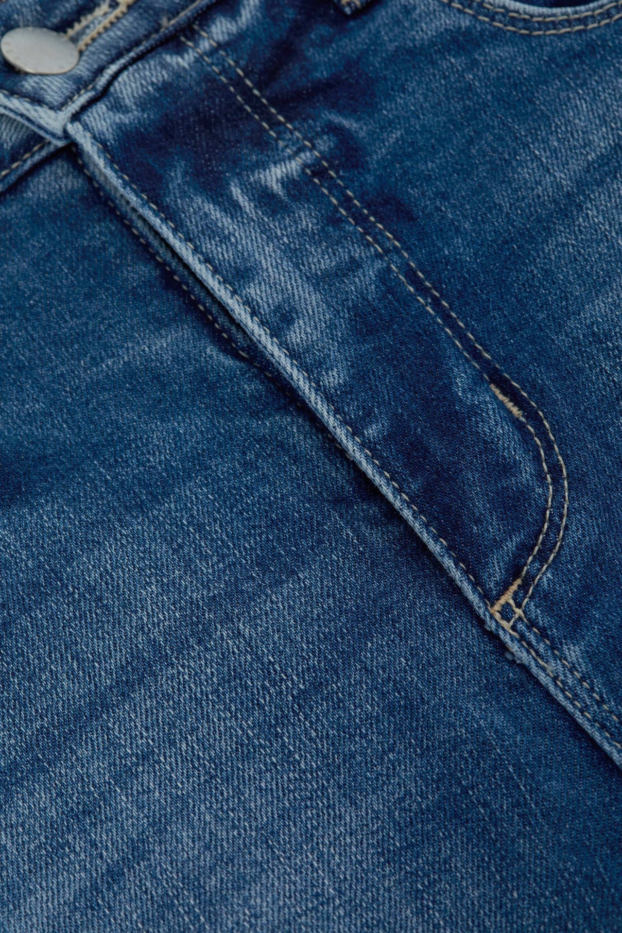 Mira Cropped Bootcut Jean in Hampton | L'AGENCE near me