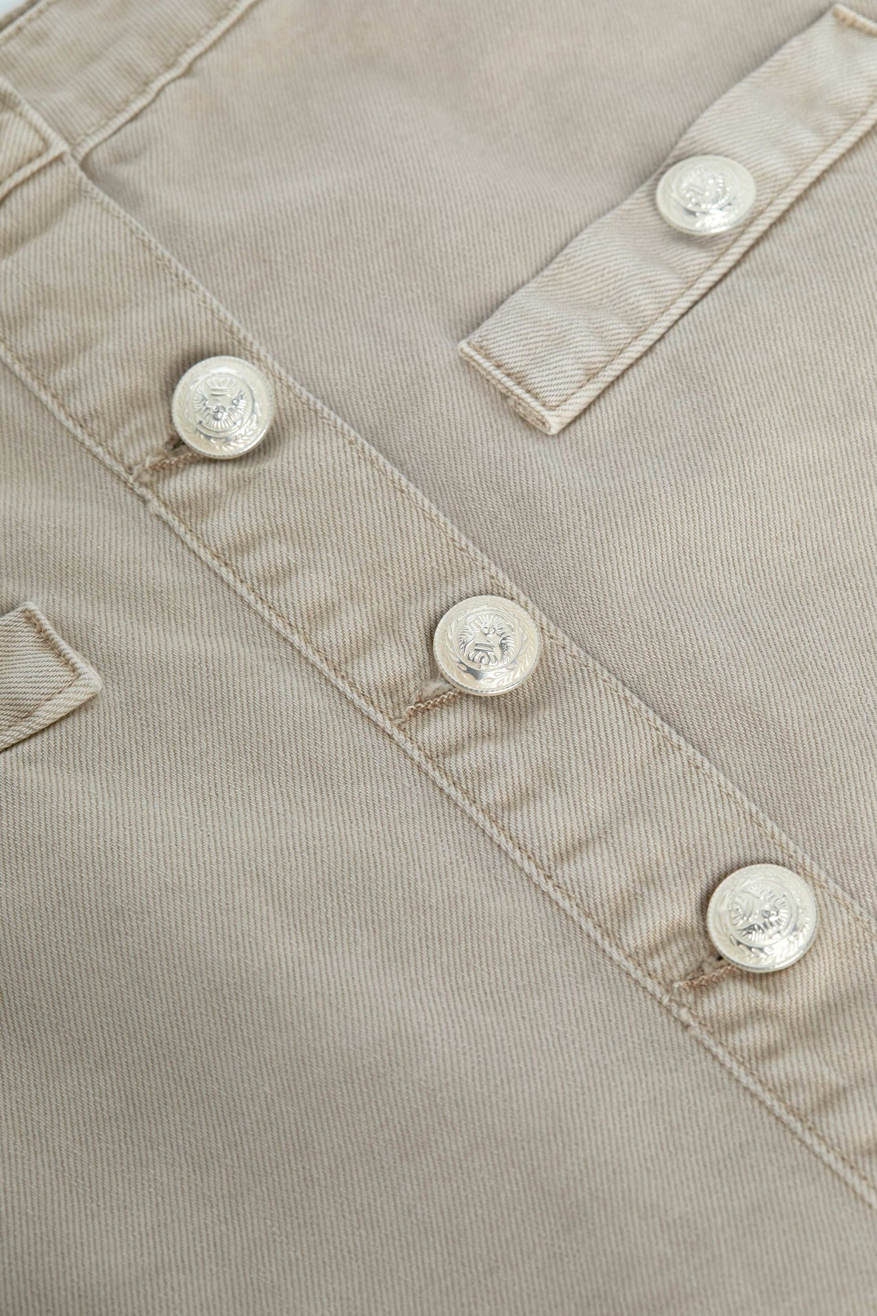 Kris Jean Mini Skirt in Biscuit | L'AGENCE online